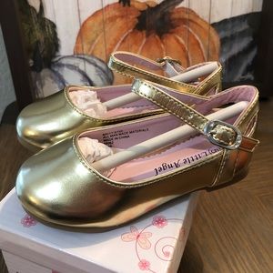 NIB Little Angel Gold Patent Shoes Size 5